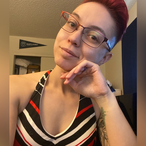 Meet your Posher, Madeline - Picture 1 of 1